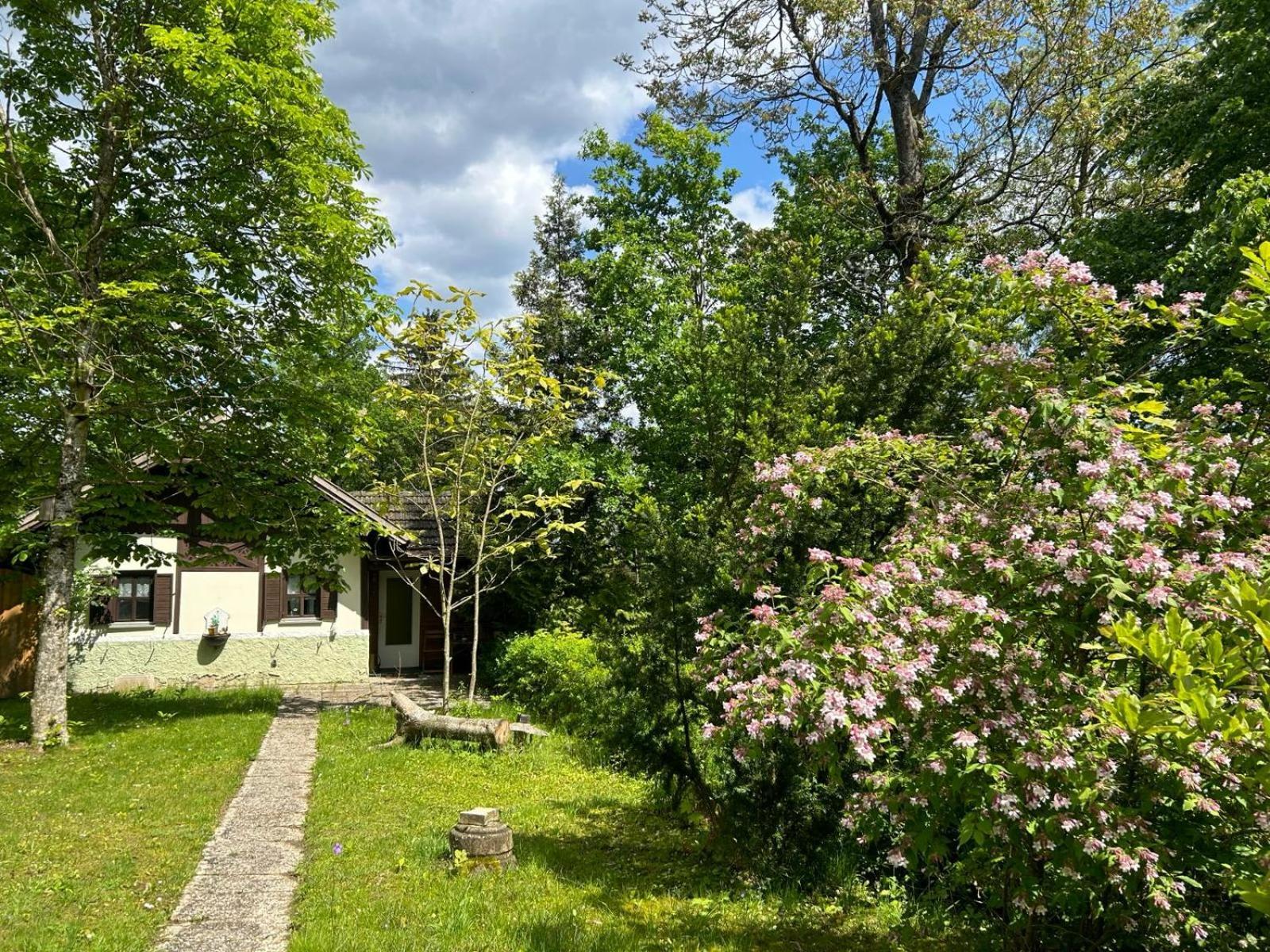 Gaestehaus Gut Frauendorf Windorf  Exterior photo